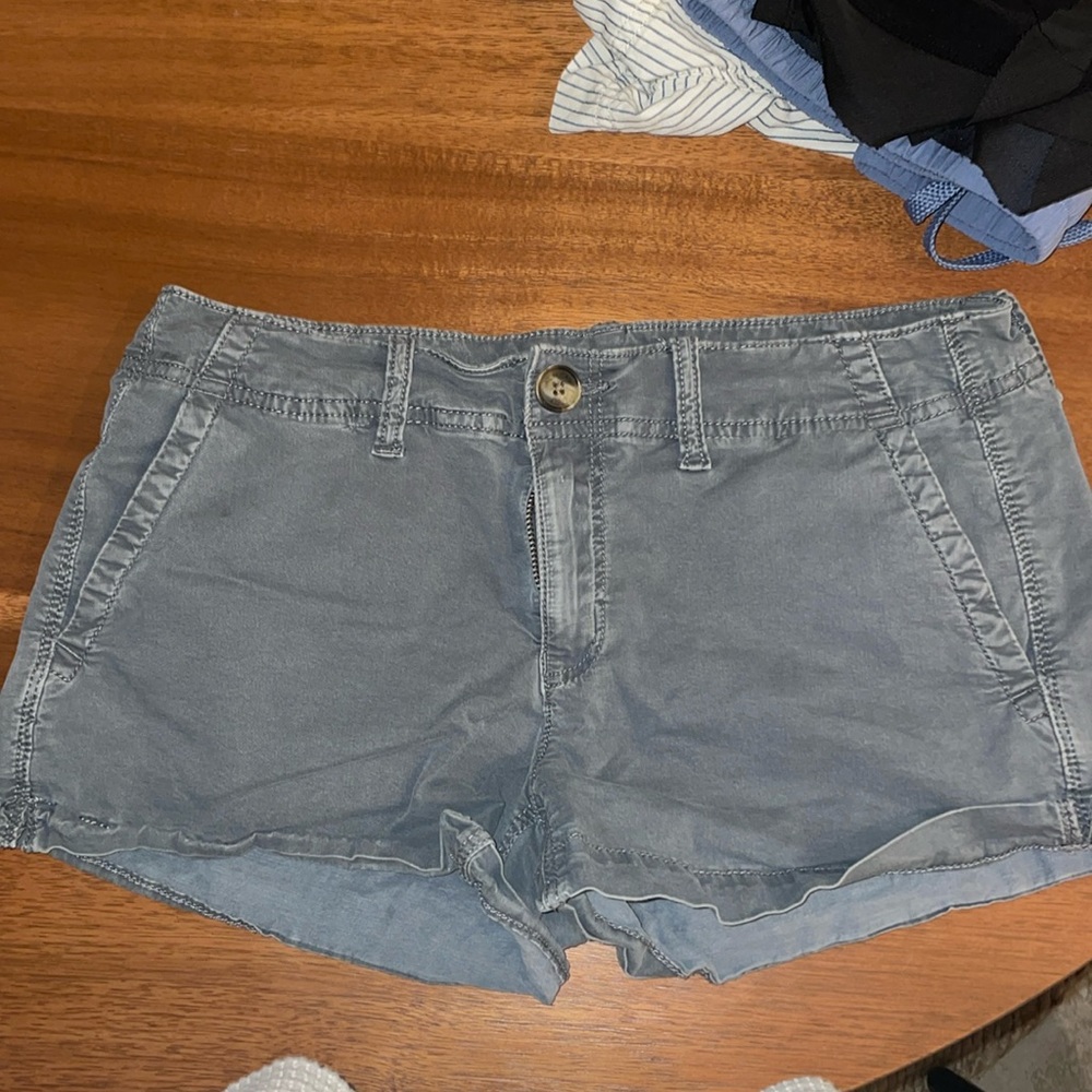 American Eagle Low Rise Shorts